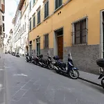 Pitti Family Apartment In Central Florence