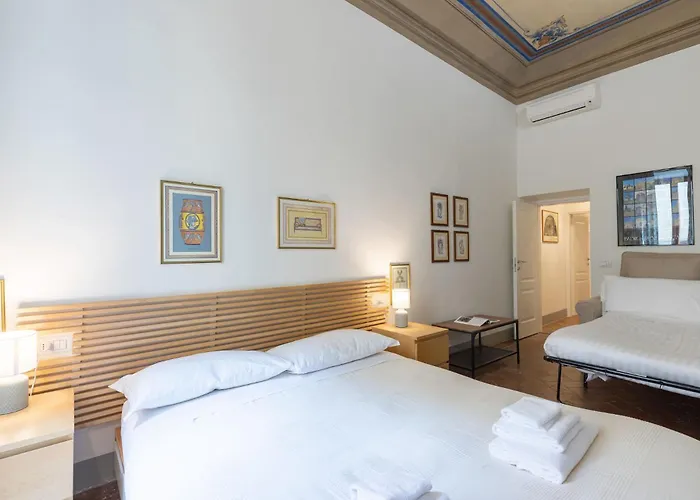 Pitti Family Apartment In Central Florence